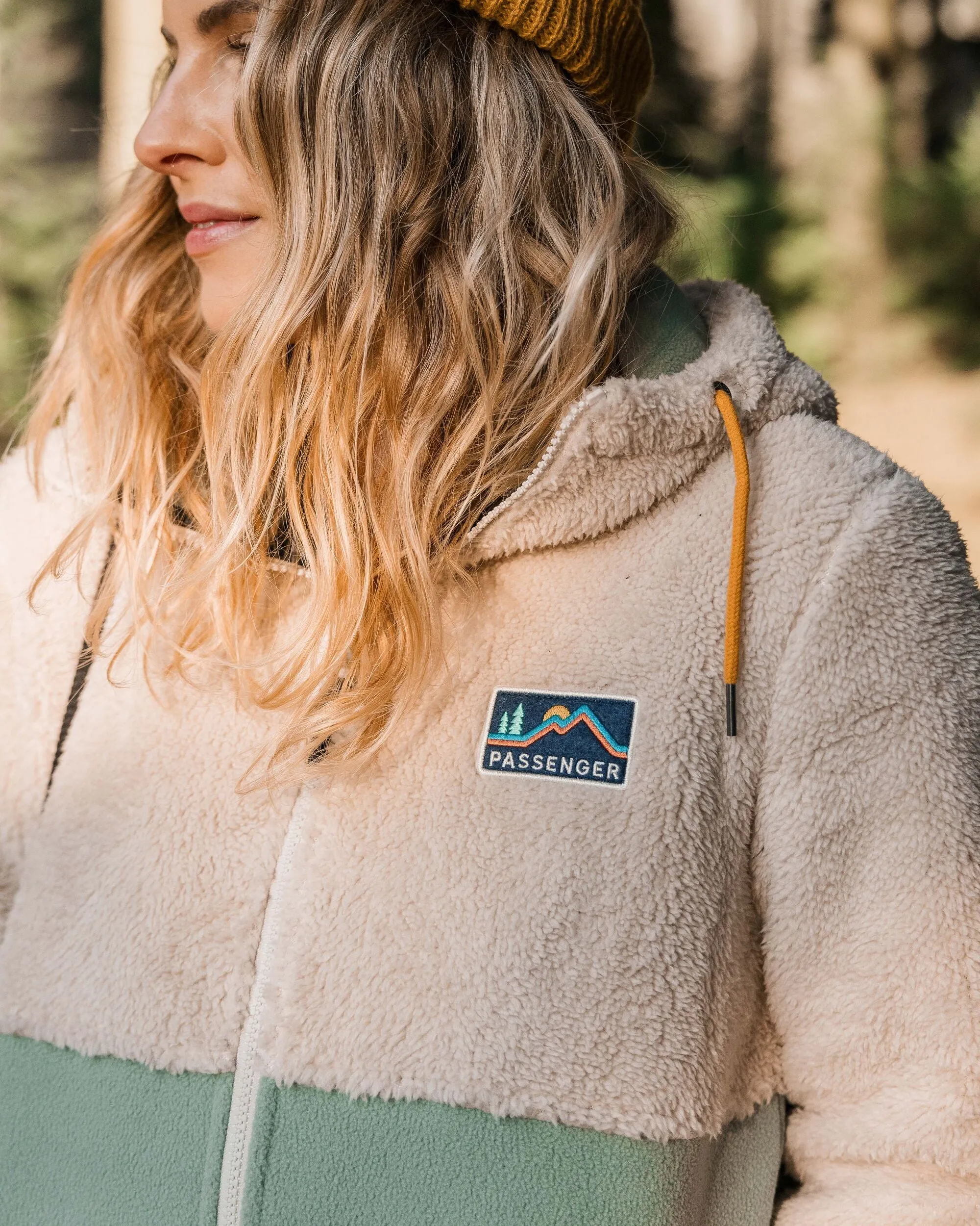 Nestling Recycled Polar-Lined Sherpa Fleece - Vintage White