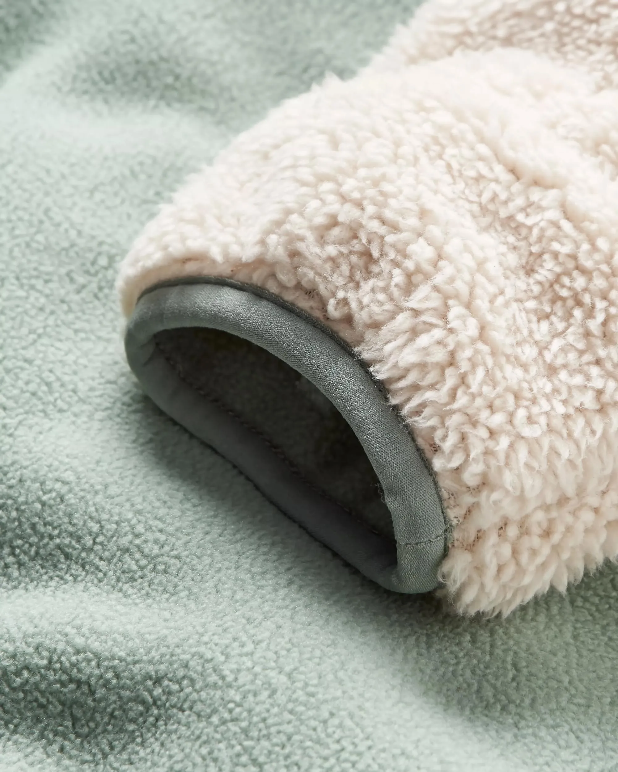 Nestling Recycled Polar-Lined Sherpa Fleece - Vintage White