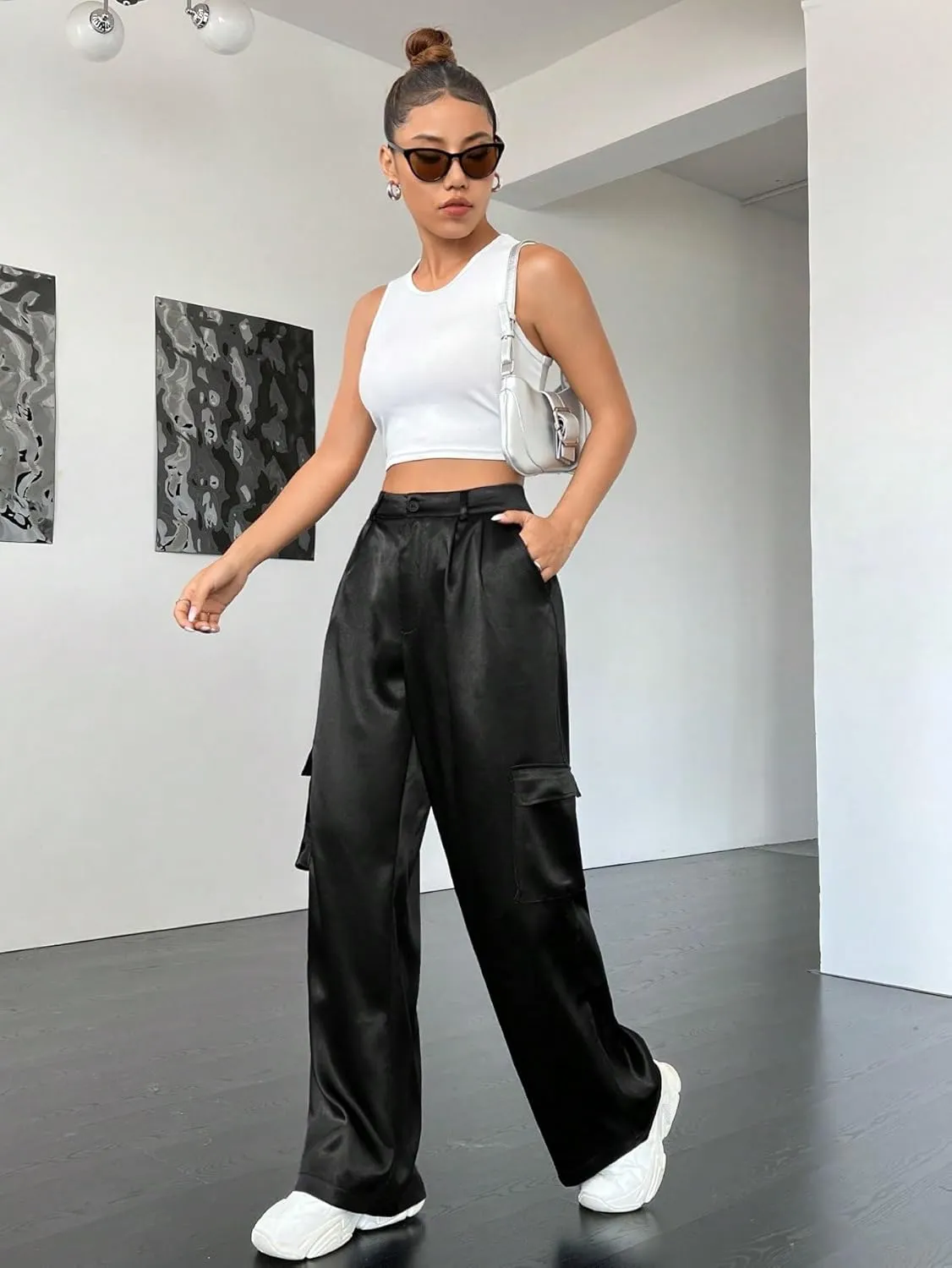 WDIRARA Women's Flap Pocket Side High Waist Straight Leg Solid Long Pants Trousers